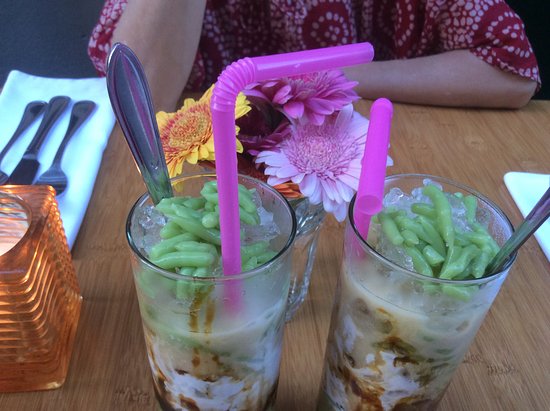 Seaweed mango salade - Picture of Malaysian restaurant Wau ...